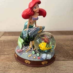 Disney Store Exclusive The Little Mermaid Ariel Secret Grotto Snowglobe 2009